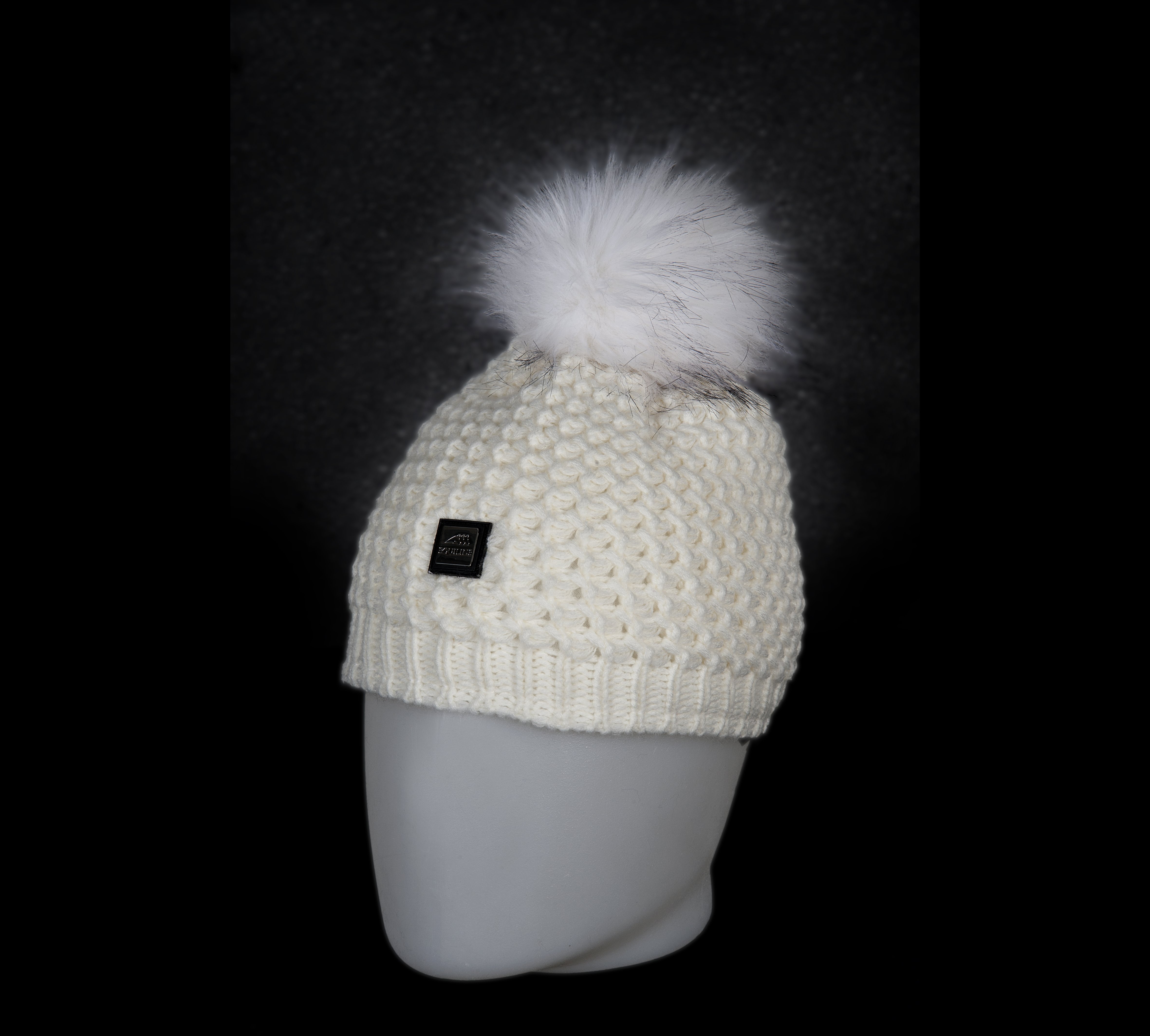 Equiline Ada Knitted Hat Creme